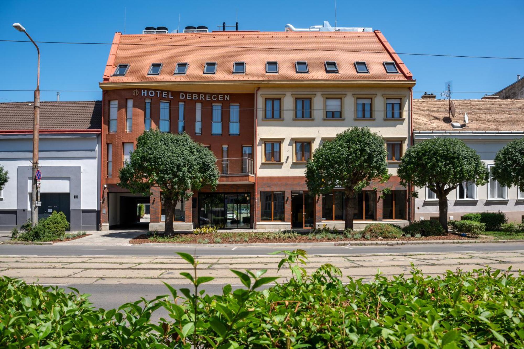 Hotel Óbester Debrecen Exterior foto